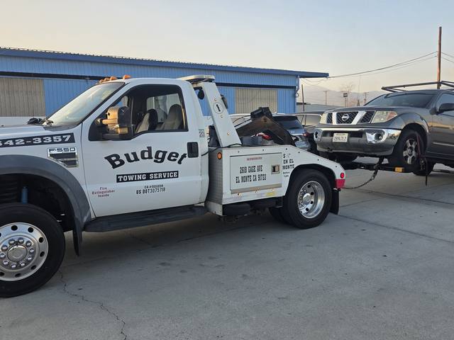 Budget Towing truck on a tow call in the San Gabriel Valley