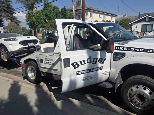 Budget Towing truck on a tow call in the San Gabriel Valley