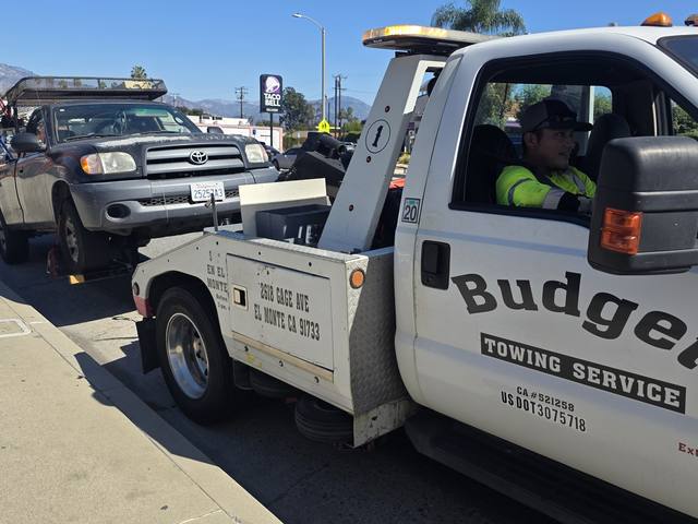 Budget Towing truck on a tow call in the San Gabriel Valley